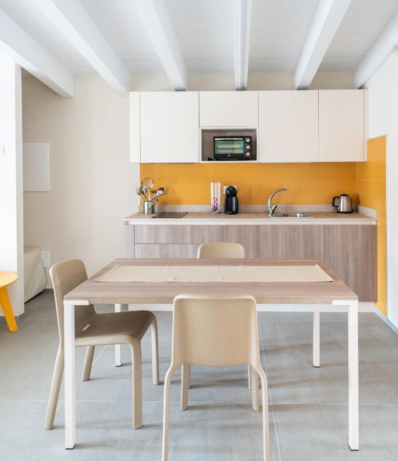 מלון דסנזאנו דל גארדה A Casa Di Sabina מראה חיצוני תמונה